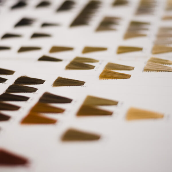 COLORAZIONE CAPELLI, FAI DA TE